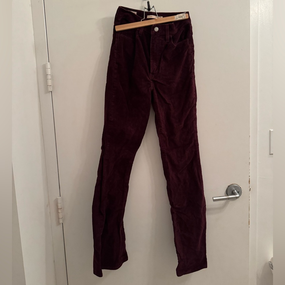 Levi's Corduroy Pants in Deep Burgundy